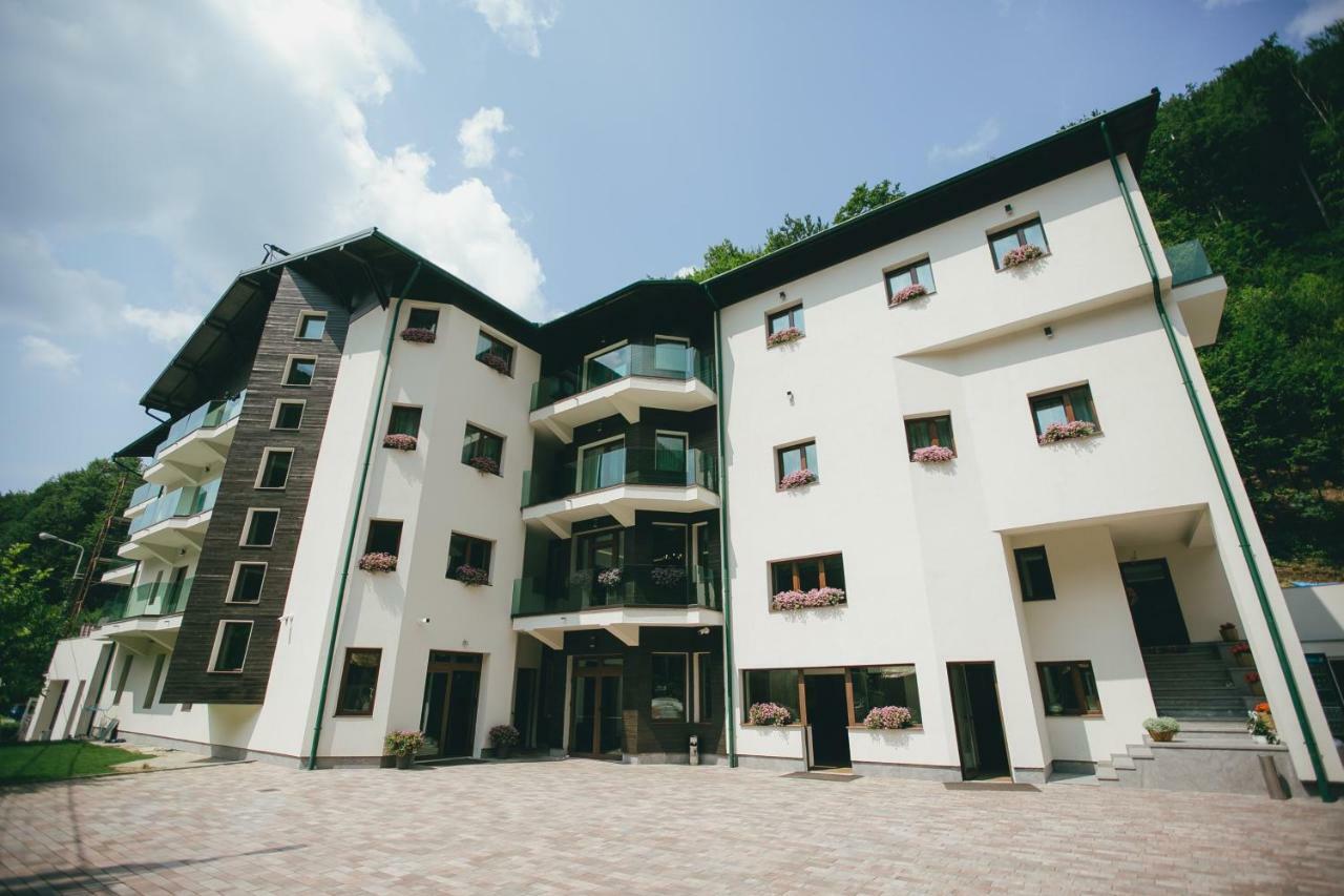 Lostrita - Pastravarie, Hotel & Spa Baia Mare Luaran gambar
