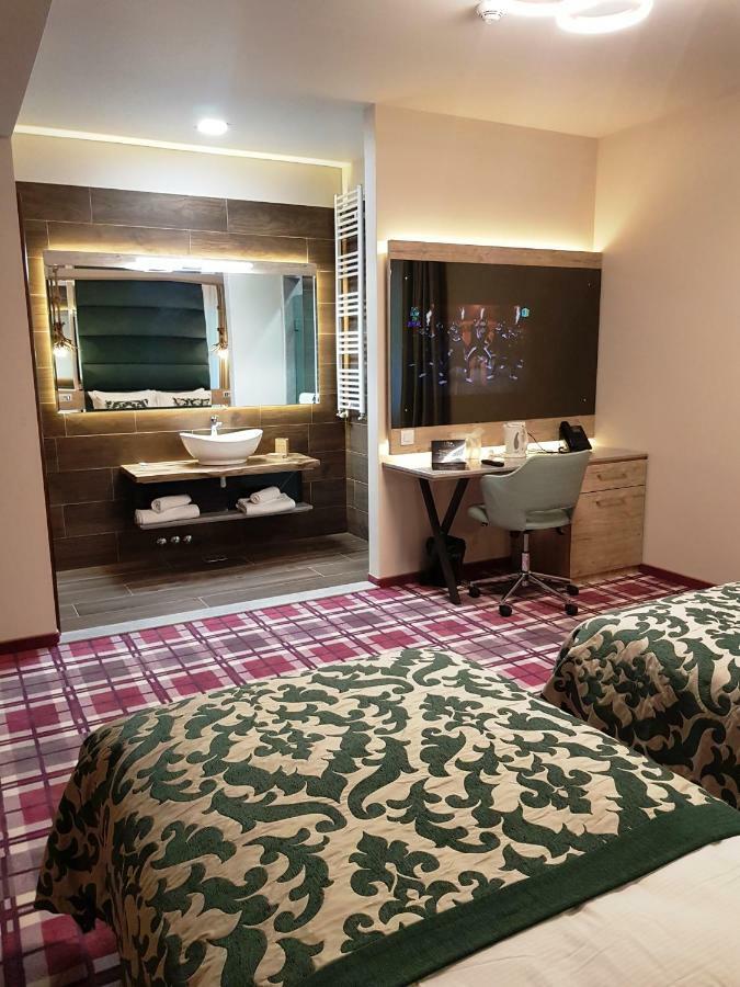 Lostrita - Pastravarie, Hotel & Spa Baia Mare Luaran gambar