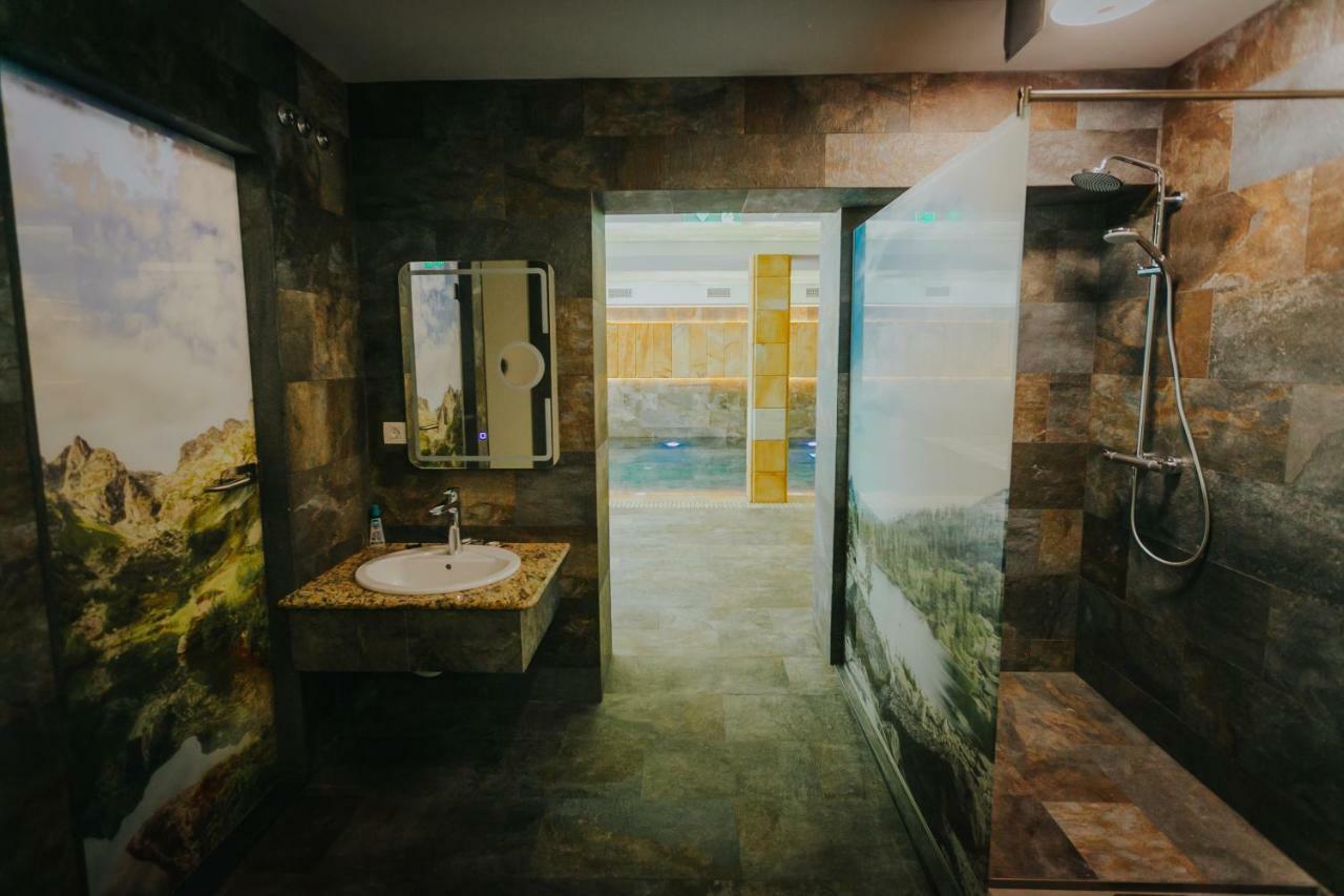 Lostrita - Pastravarie, Hotel & Spa Baia Mare Luaran gambar