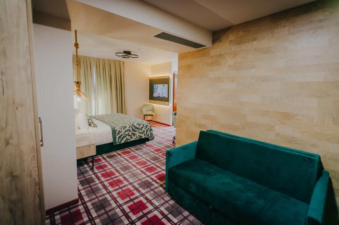 Lostrita - Pastravarie, Hotel & Spa Baia Mare Luaran gambar
